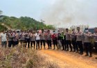 Polres Dharmasraya Padamkan Kebakaran Lahan Seluas 30 Hektare di Nagari Panyubarangan