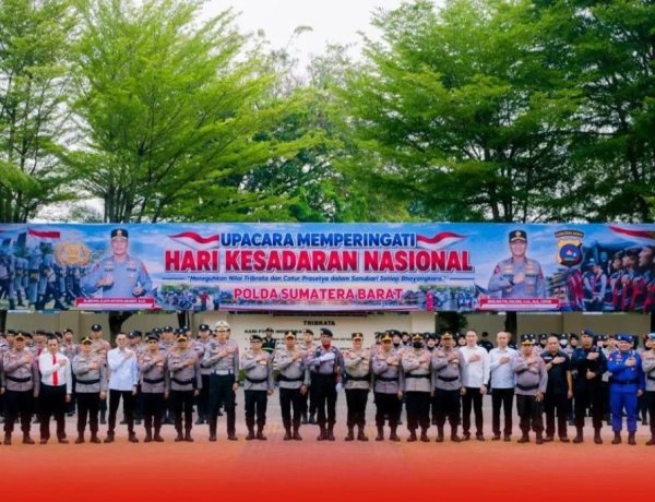 Wakapolda Sumbar Pimpin Upacara Kesadaran Nasional 2026, Tekankan Disiplin, Integritas, dan Netralitas Personil